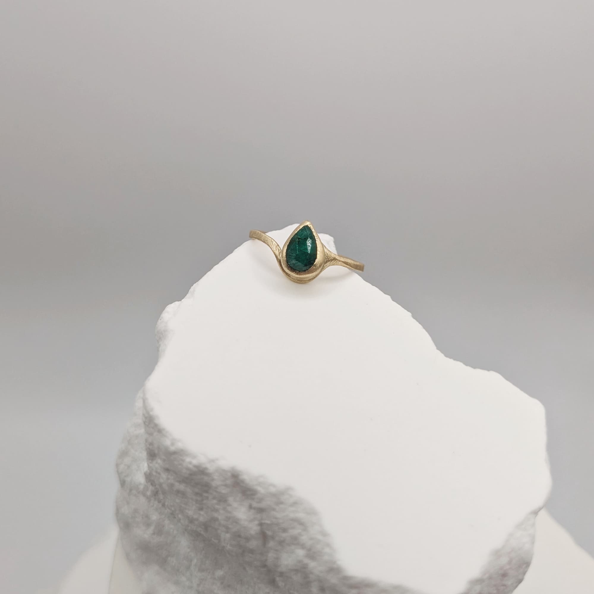 Emerald Gold Ring Handmade